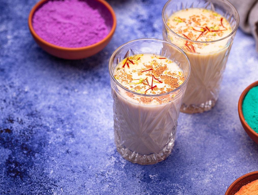 This Holi, Enjoy Thandai with a Healthy Twist! - GNC India