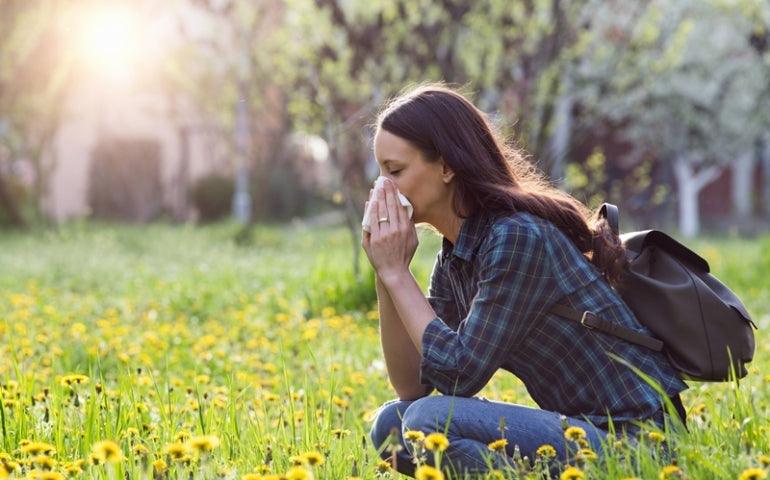 How to Treat Allergies with Nutritional Supplements? - GNC India