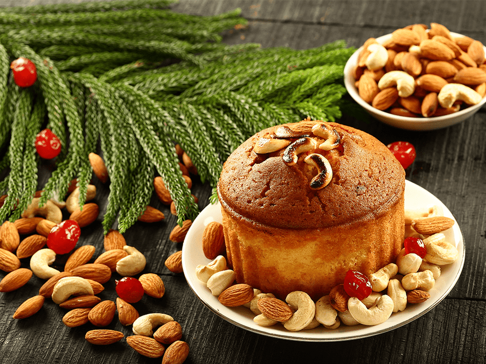 Enjoy Scrumptious Christmas Holidays with a Plum Protein Cake - GNC India